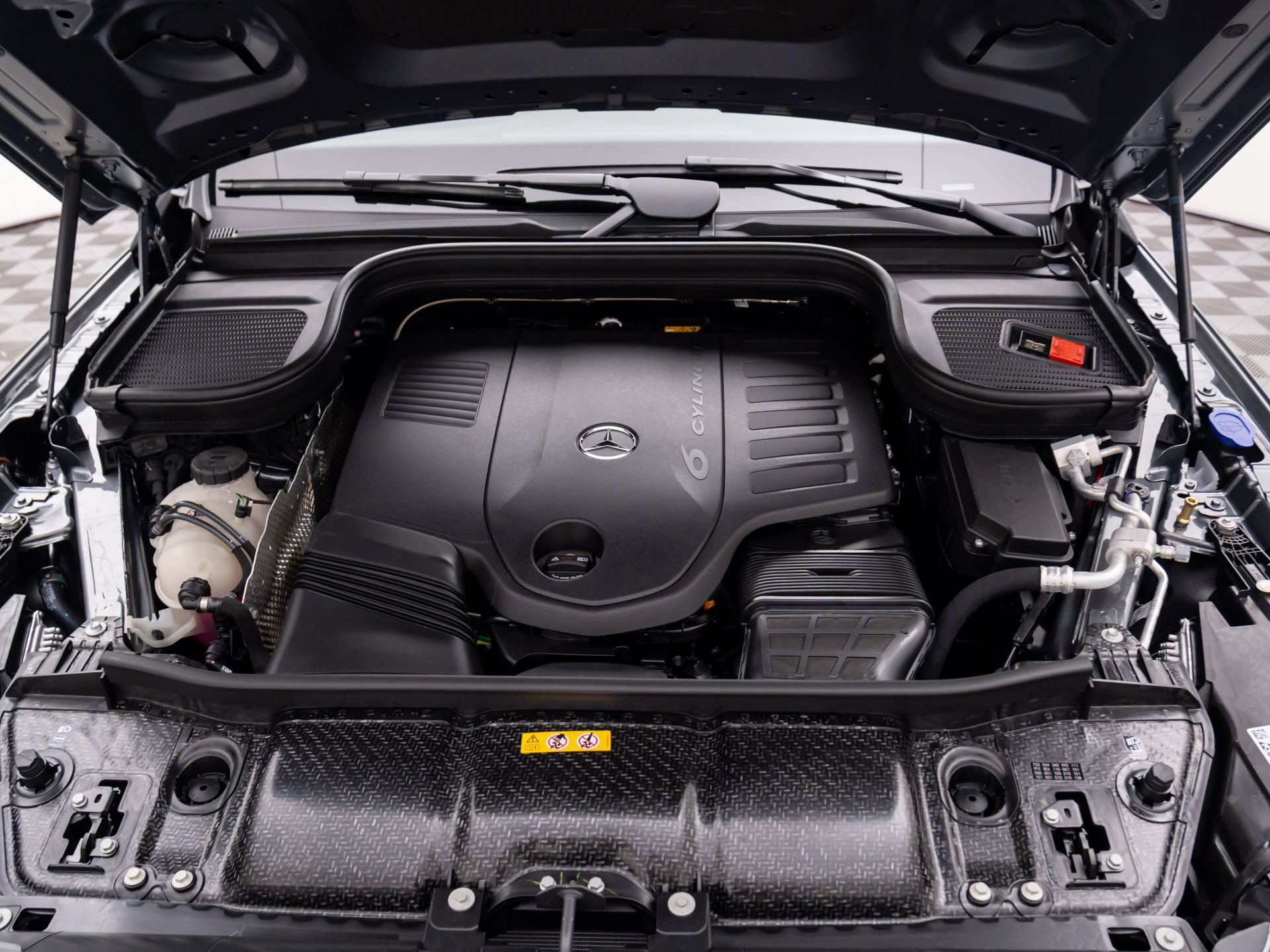 New 2026 Mercedes-Benz GLS 450 4MATIC image 30