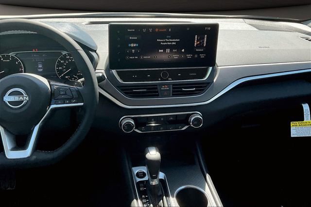 New 2026 Nissan Altima 2.5 SR image 6