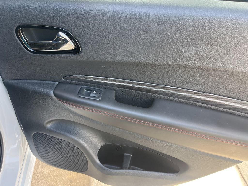 Used 2023 Dodge Durango GT image 39