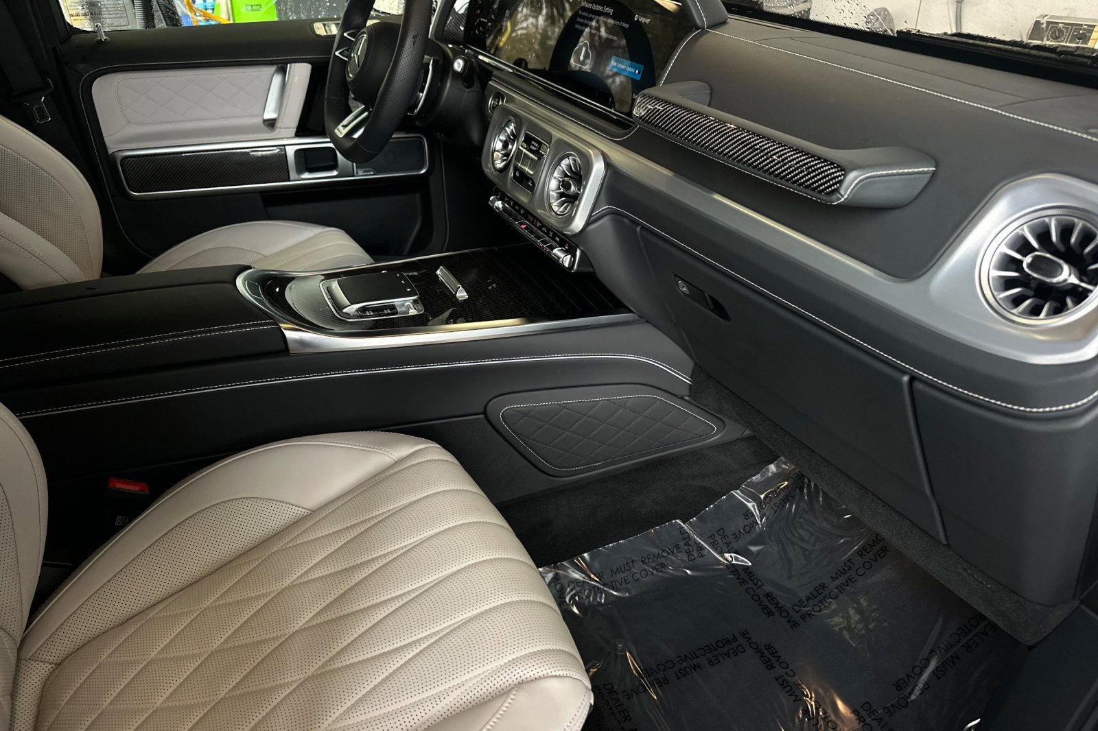 Used 2025 Mercedes-Benz G 63 AMG 4MATIC image 15