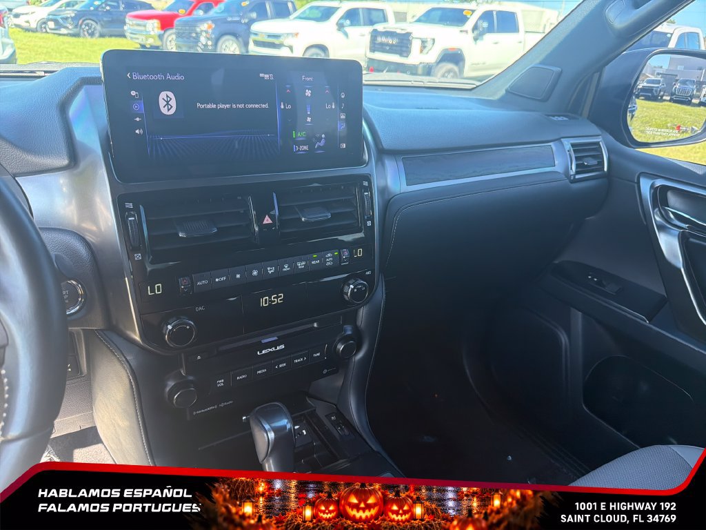 Used 2023 Lexus GX 460 w/ Black Line Special Edition AWD/4WD image 19