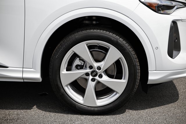 New 2025 Audi Q5 Premium Plus image 4