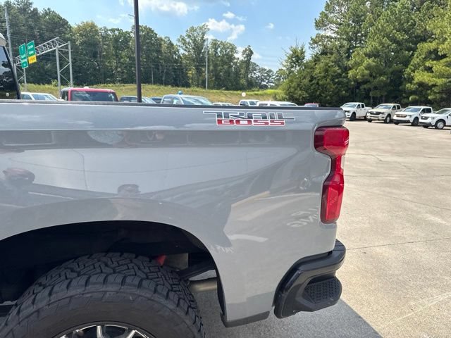 Used 2024 Chevrolet Silverado 1500 LT Trail Boss w/ Convenience Package II AWD/4WD image 17