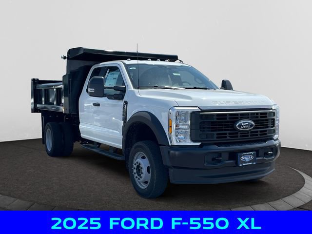 New 2025 Ford F550 4x4 SuperCab Super Duty w/ Snow Plow Prep Package image 6