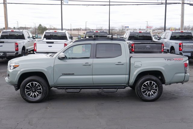 Used 2023 Toyota Tacoma TRD Sport image 7