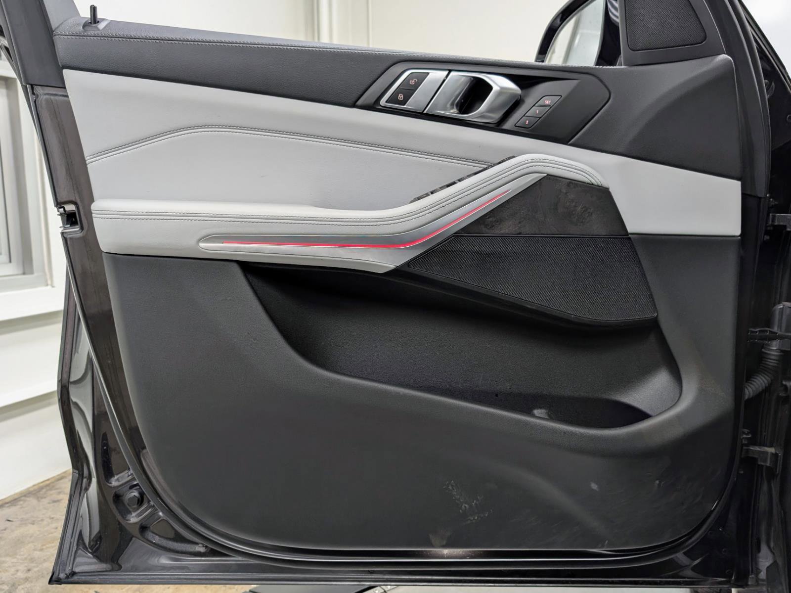 Used 2023 BMW X5 xDrive40i image 13