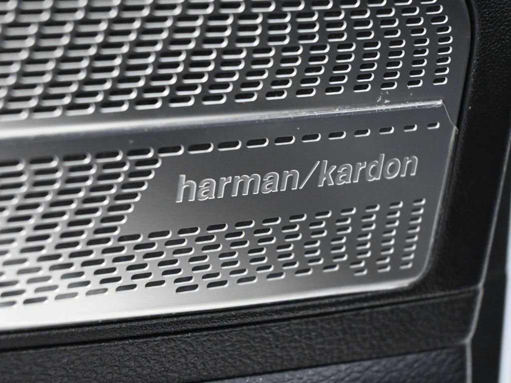 Used 2021 Hyundai Palisade Limited w/ Winter Package image 19