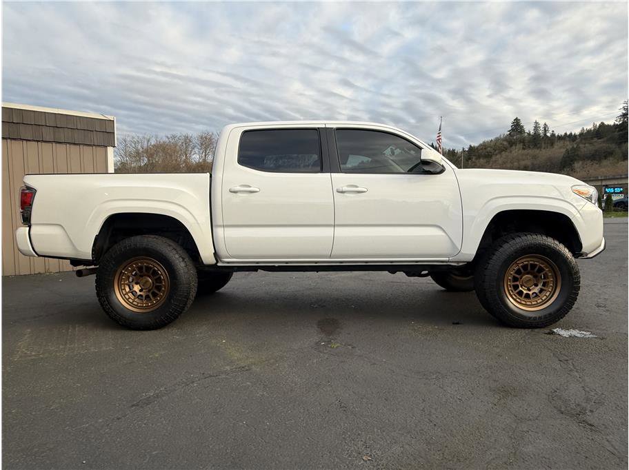 Used 2019 Toyota Tacoma SR w/ SR Convenience Package image 5