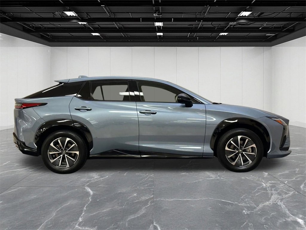 Used 2024 Lexus RZ 300e Premium image 10