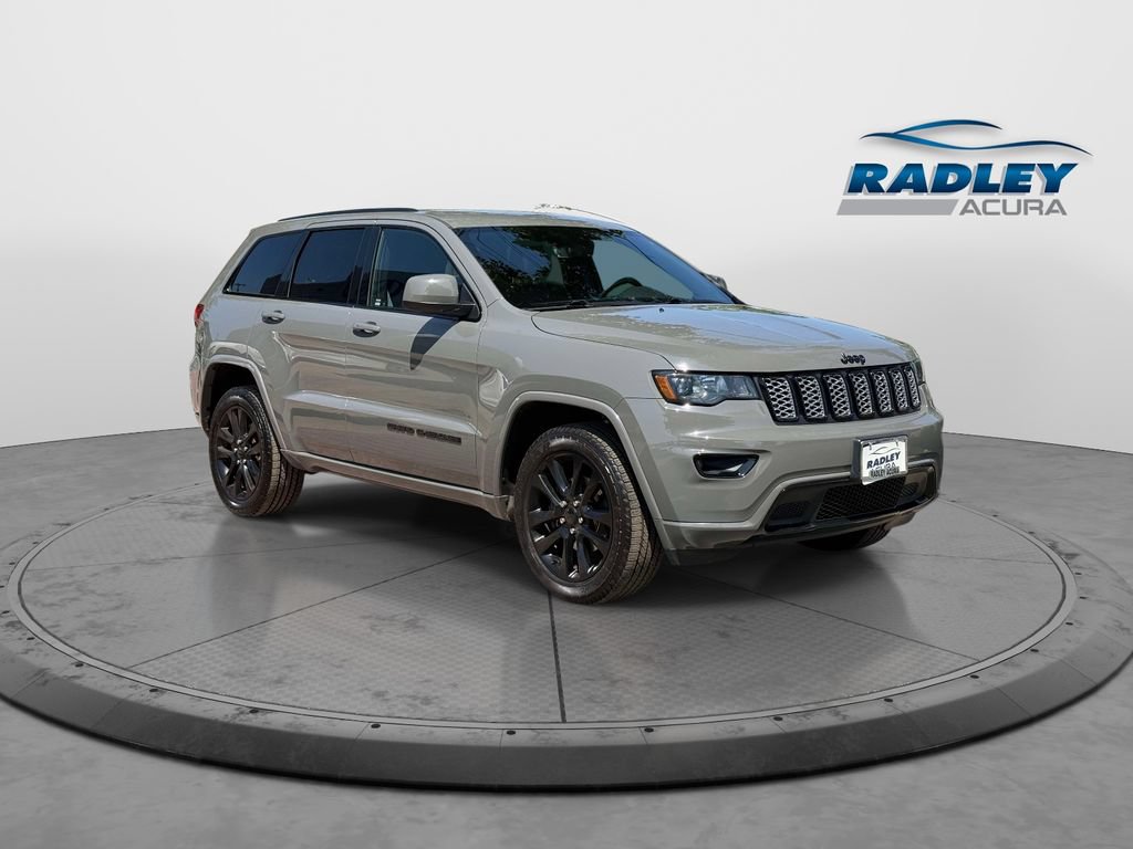 Used 2020 Jeep Grand Cherokee Altitude