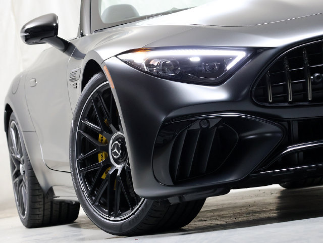 New 2026 Mercedes-Benz SL 63 AMG 4MATIC image 4