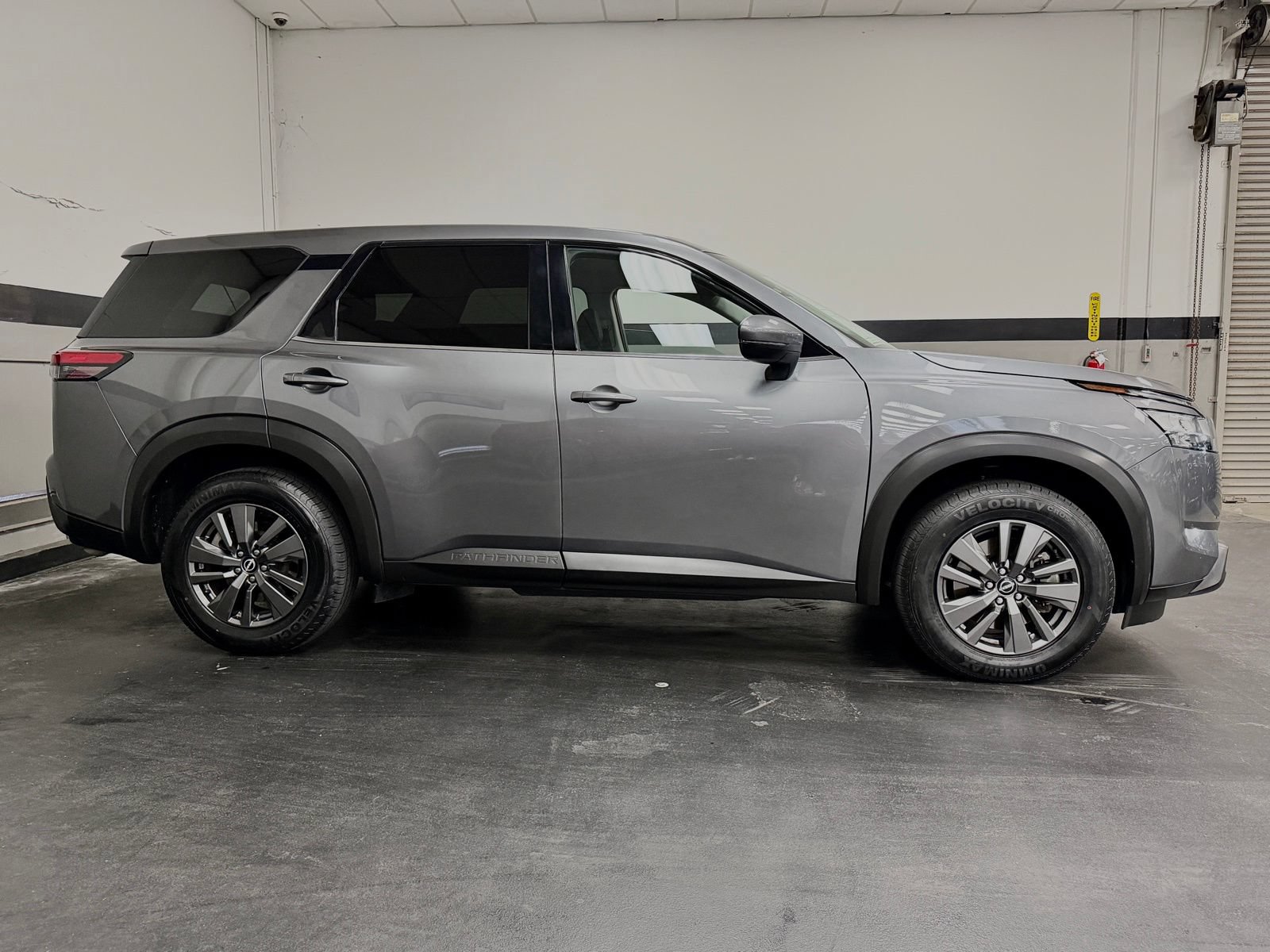 Used 2022 Nissan Pathfinder S FWD image 5