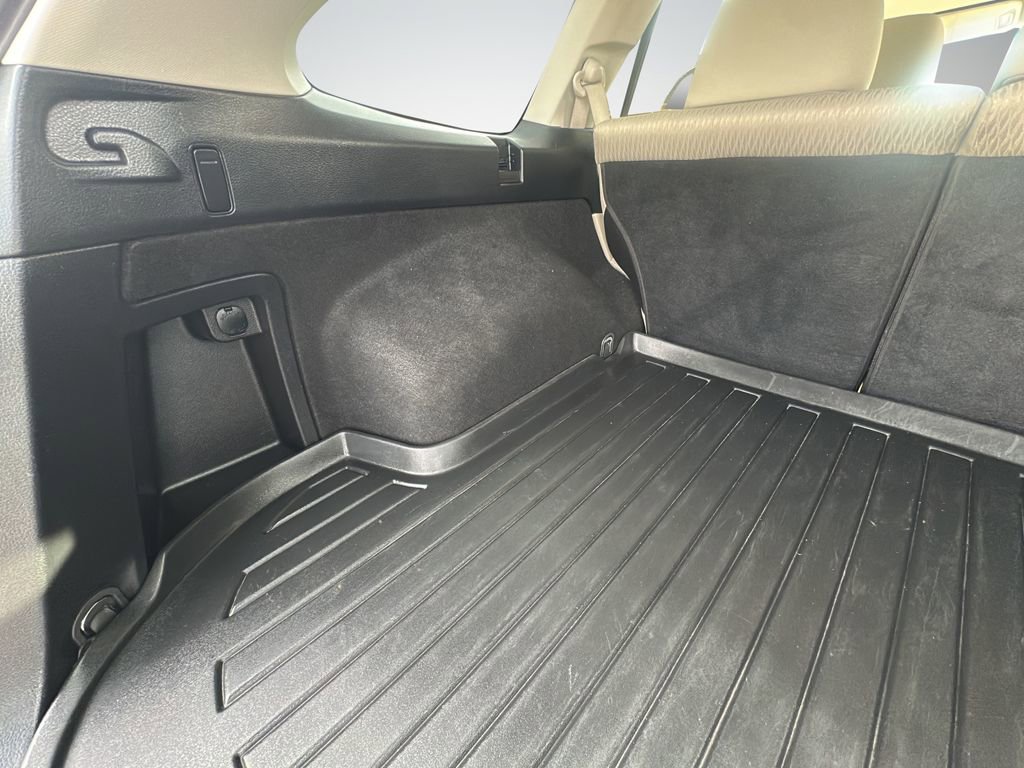 Used 2012 Subaru Outback 2.5i Premium w/ All-Weather Pkg image 21