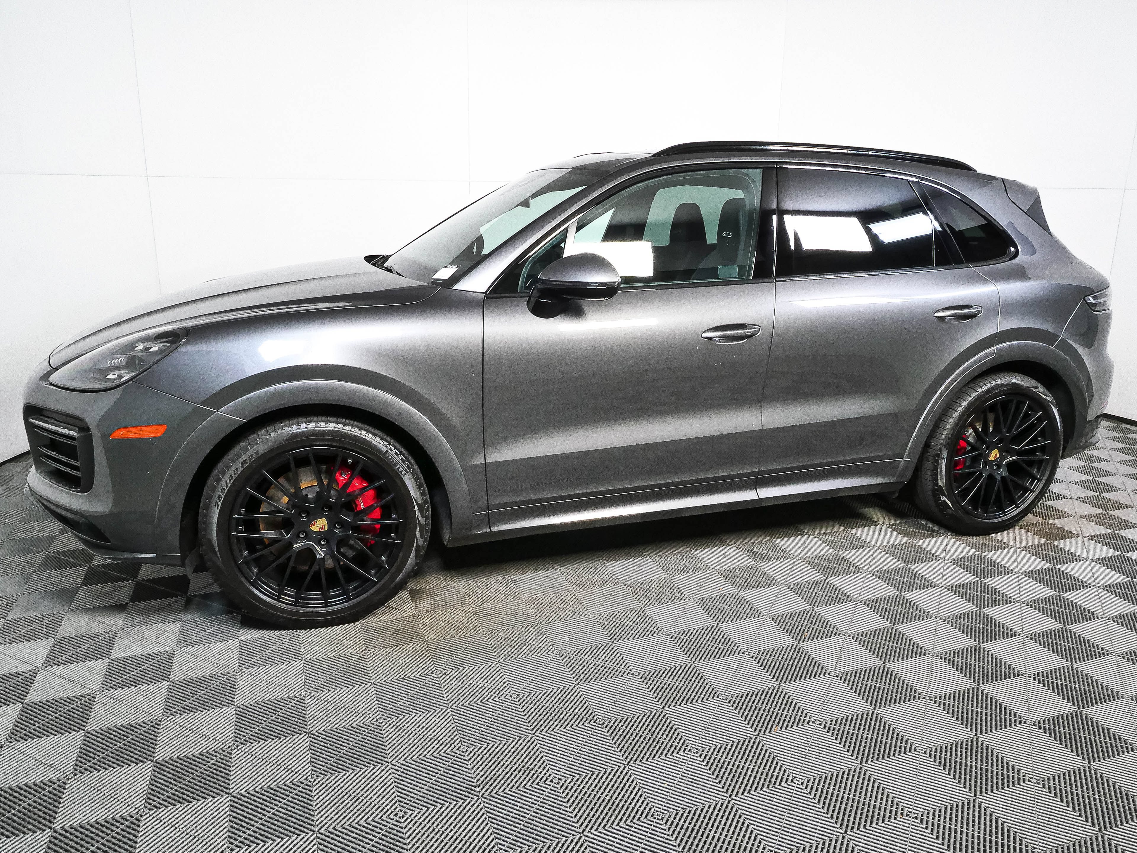 Certified 2023 Porsche Cayenne GTS w/ Premium Package AWD/4WD image 2