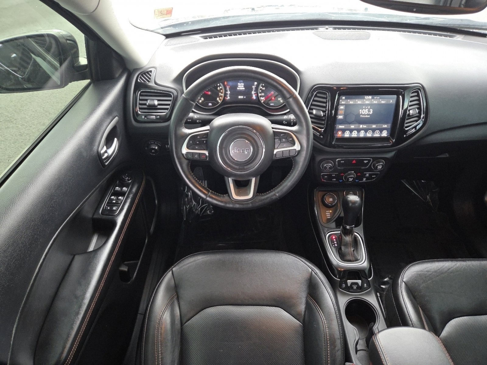 Used 2018 Jeep Compass Limited image 23