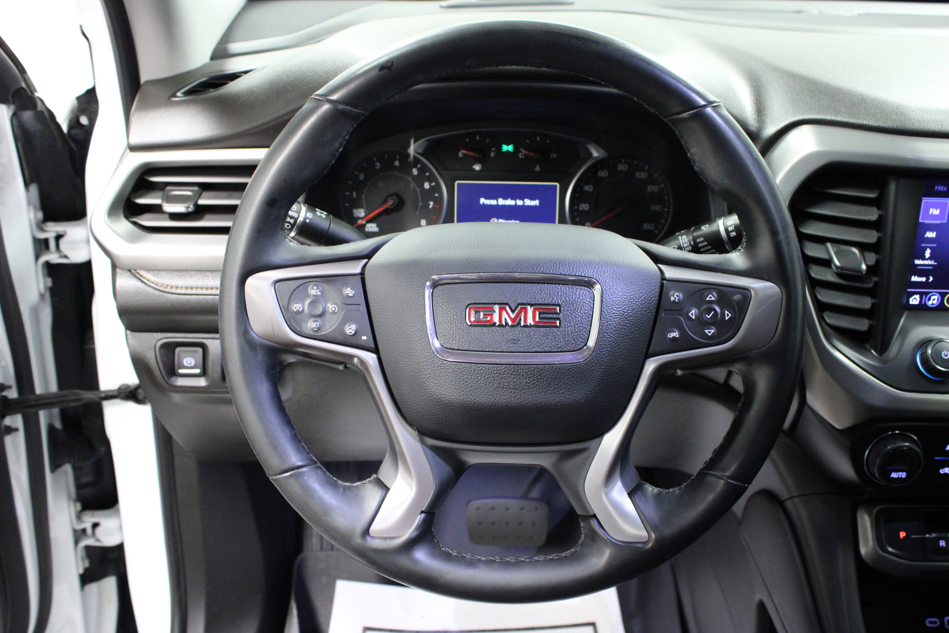 Used 2023 GMC Acadia AT4 w/ Preferred Package image 16