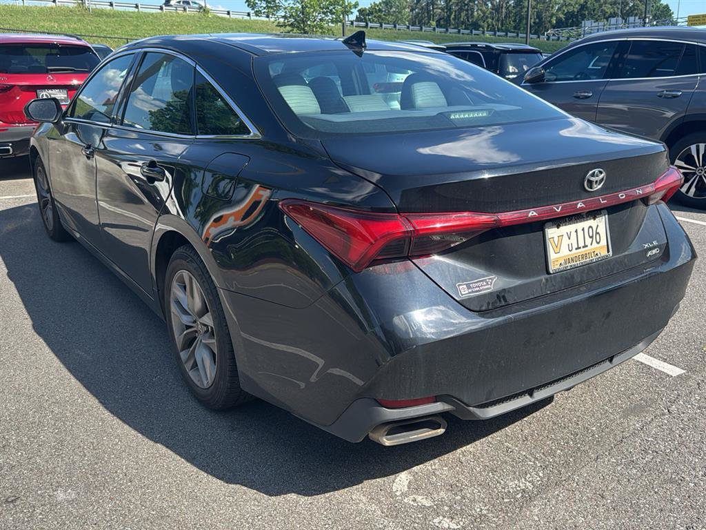 Used 2021 Toyota Avalon XLE w/ Moonroof Package AWD/4WD image 18