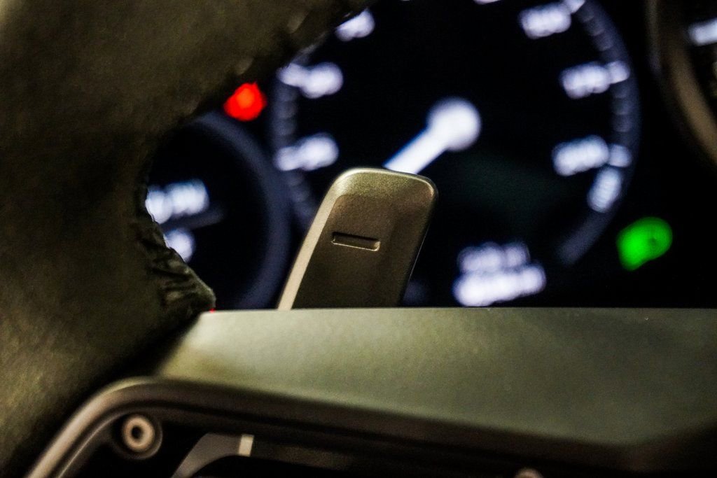 Used 2024 Porsche 911 Carrera image 29