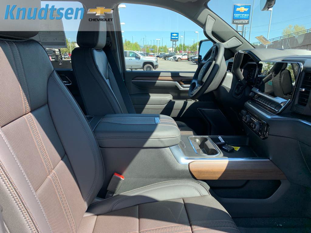 New 2026 Chevrolet Silverado 2500 High Country w/ Technology Package AWD/4WD image 13