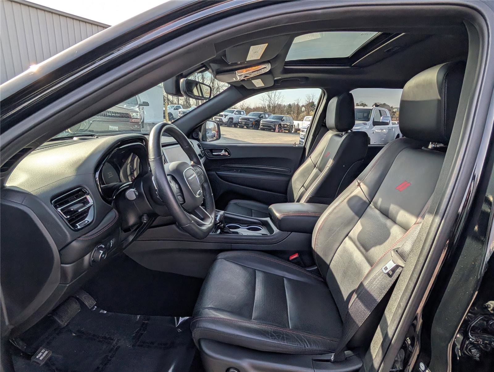 Used 2022 Dodge Durango R/T w/ Blacktop Package image 16