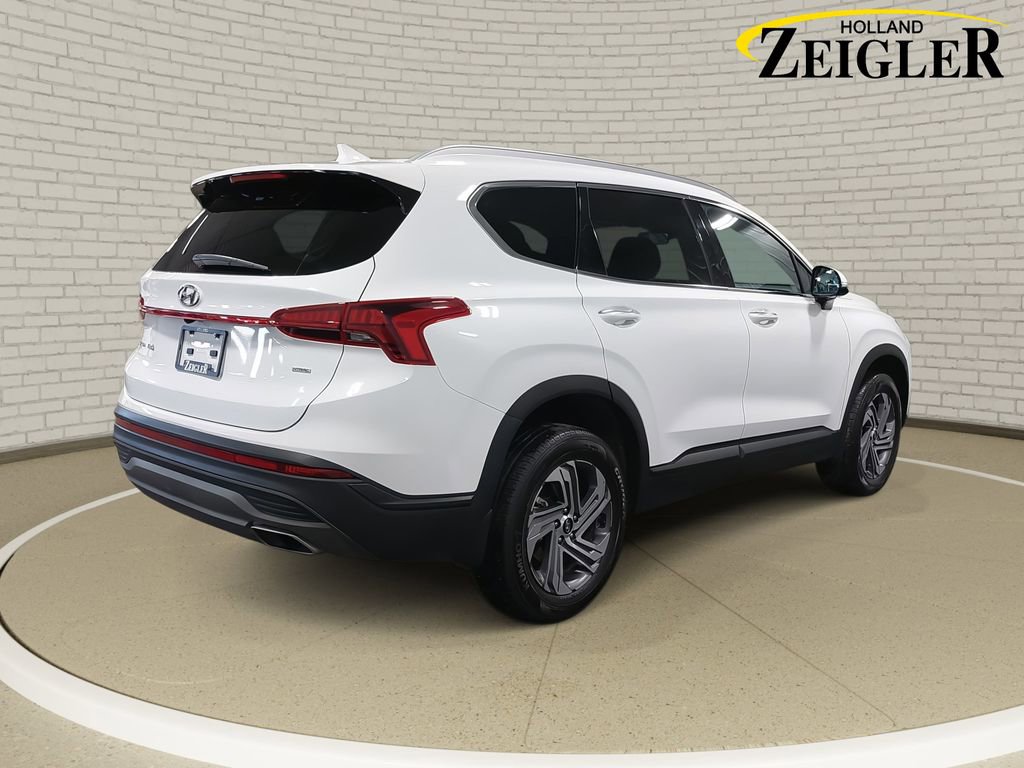 Certified 2023 Hyundai Santa Fe SEL image 5