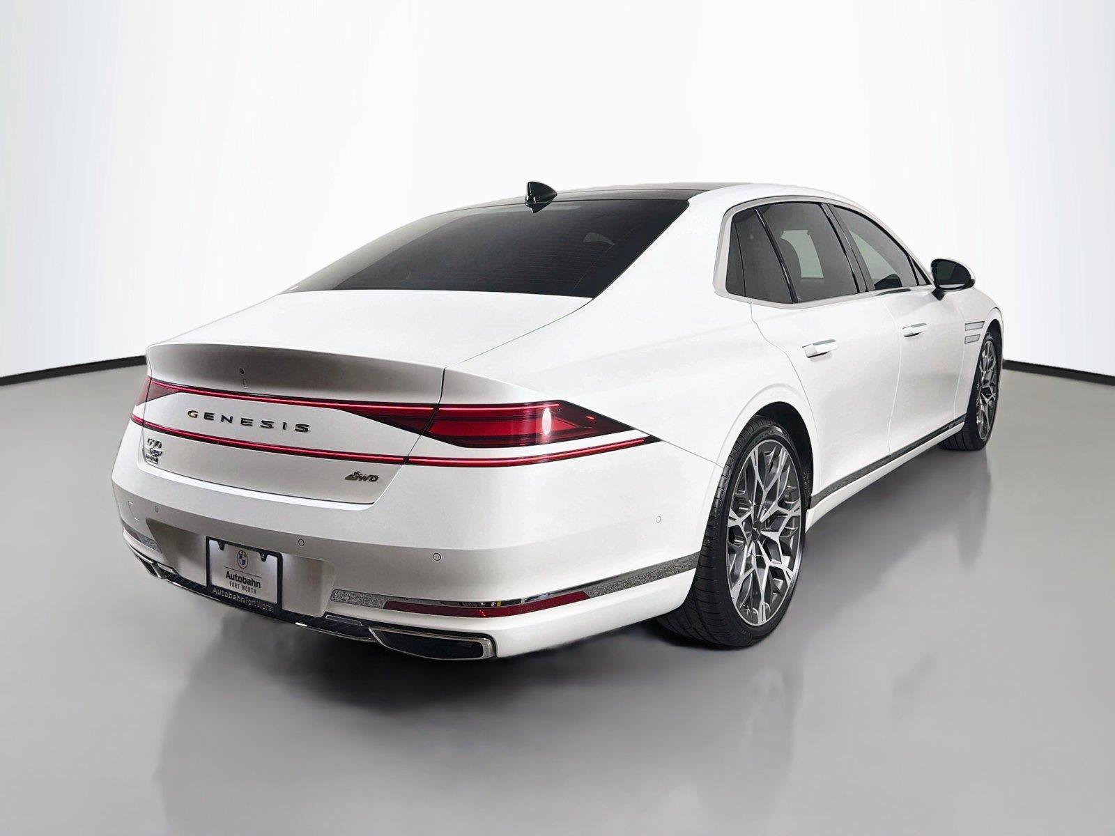 Used 2023 Genesis G90 3.5T AWD/4WD image 5