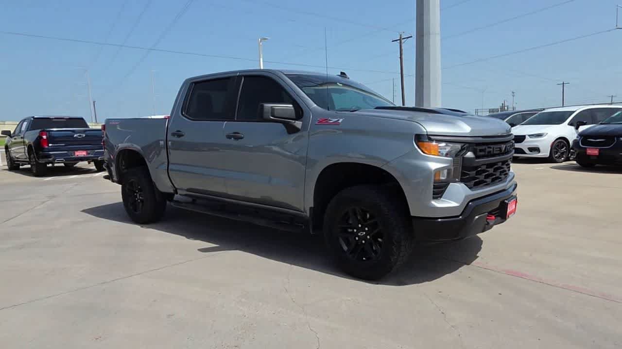 Used 2024 Chevrolet Silverado 1500 Custom Trail Boss AWD/4WD image 2