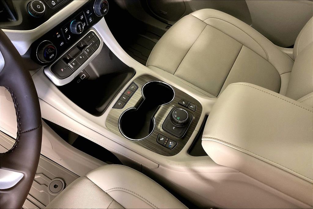 Used 2023 GMC Acadia SLT w/ Preferred Package FWD image 18