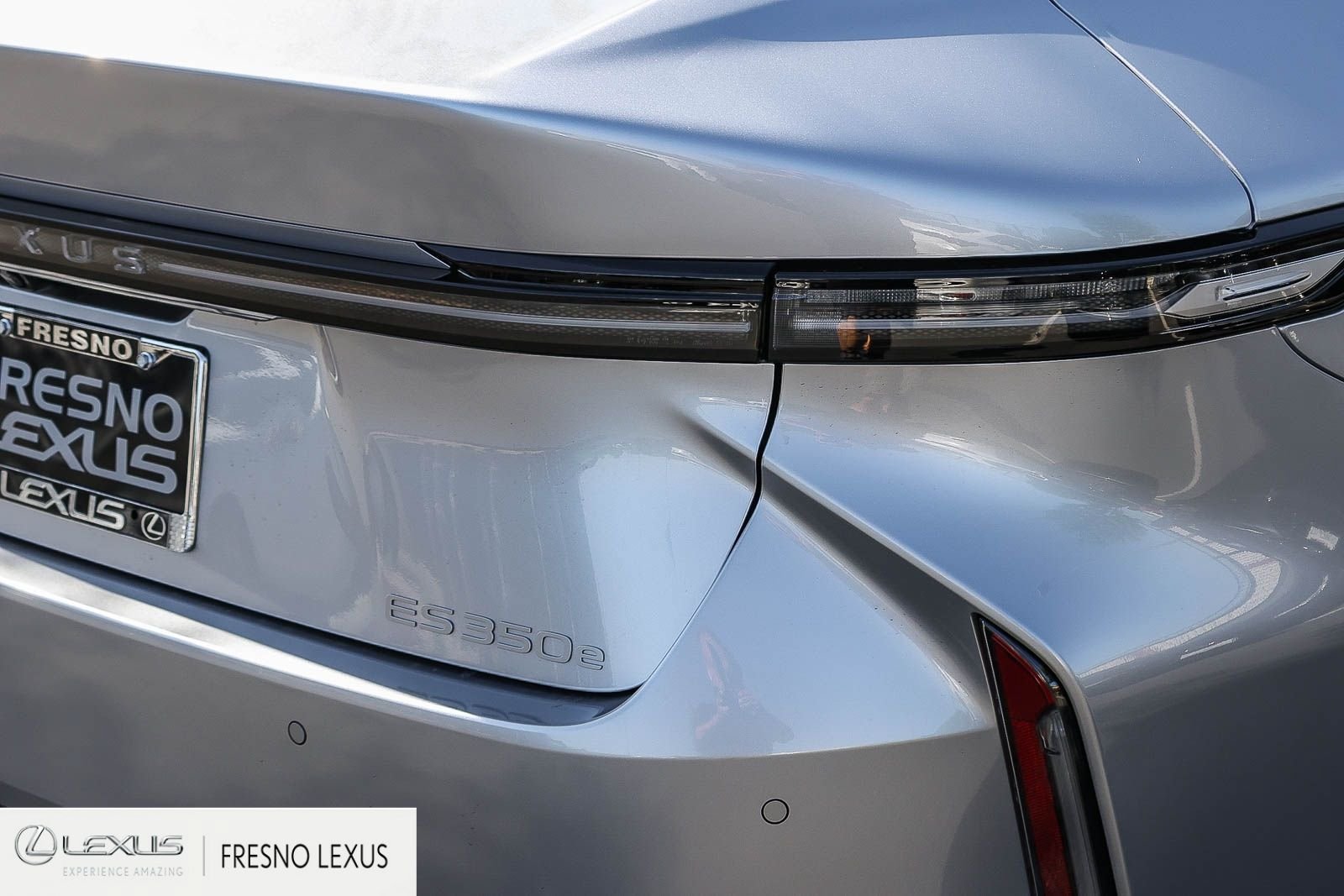 New 2026 Lexus ES 350e FWD image 7