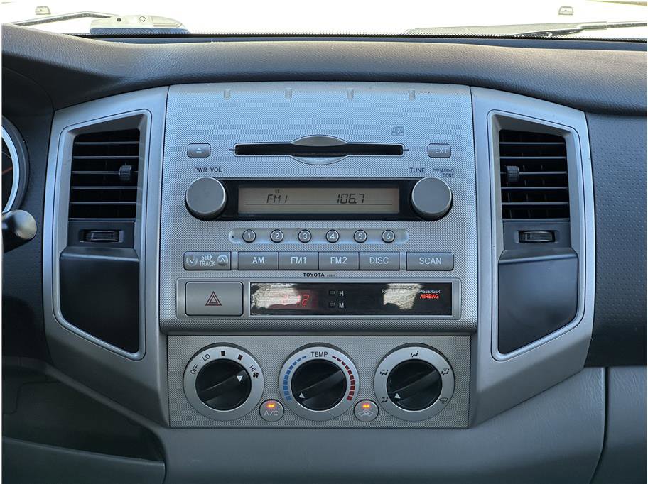 Used 2006 Toyota Tacoma PreRunner image 22