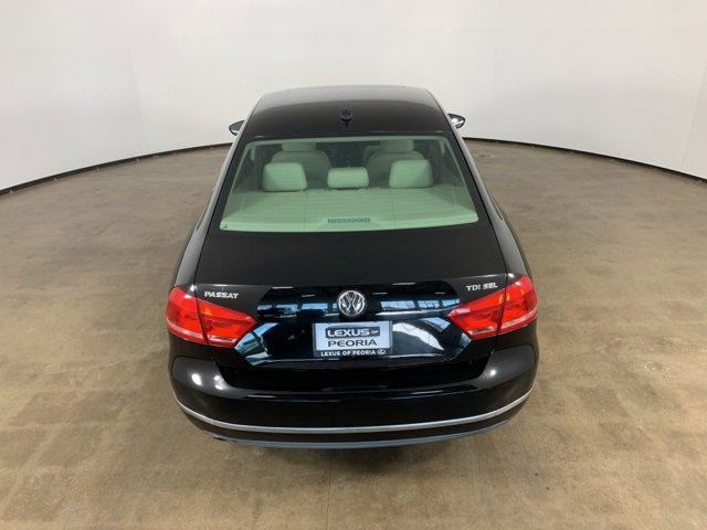Used 2012 Volkswagen Passat TDI SEL Premium image 11
