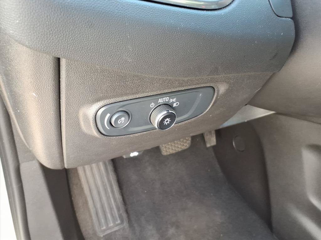 Used 2024 Chevrolet Equinox LT FWD image 26