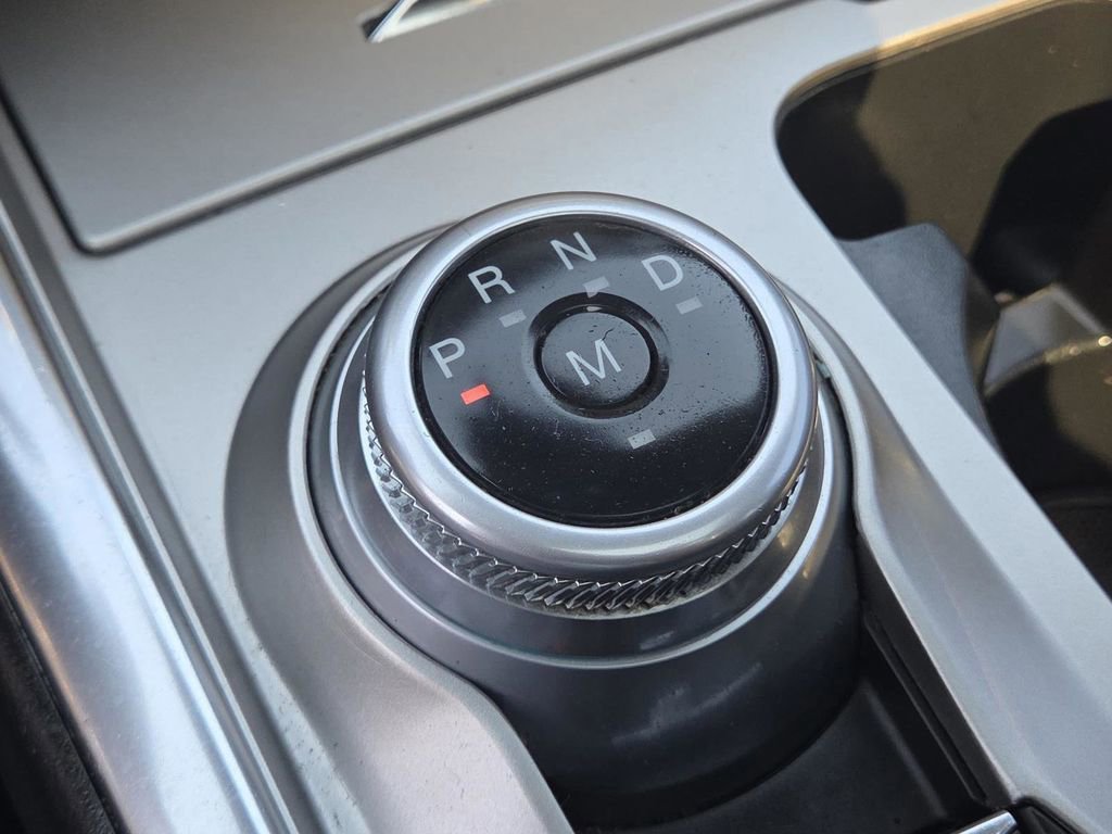 Used 2020 Ford Explorer XLT w/ Equipment Group 202A image 33