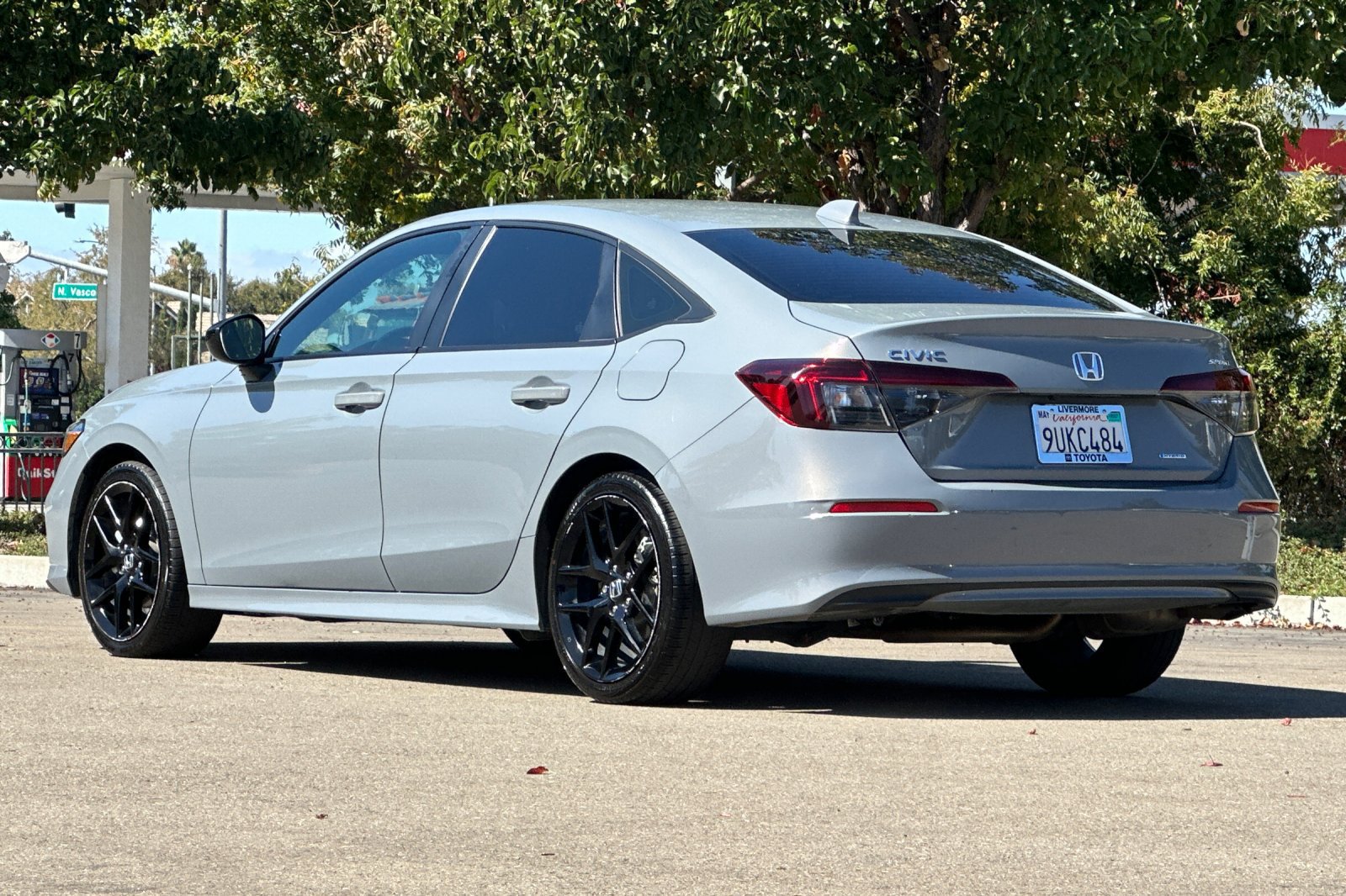 Used 2025 Honda Civic Sport image 6