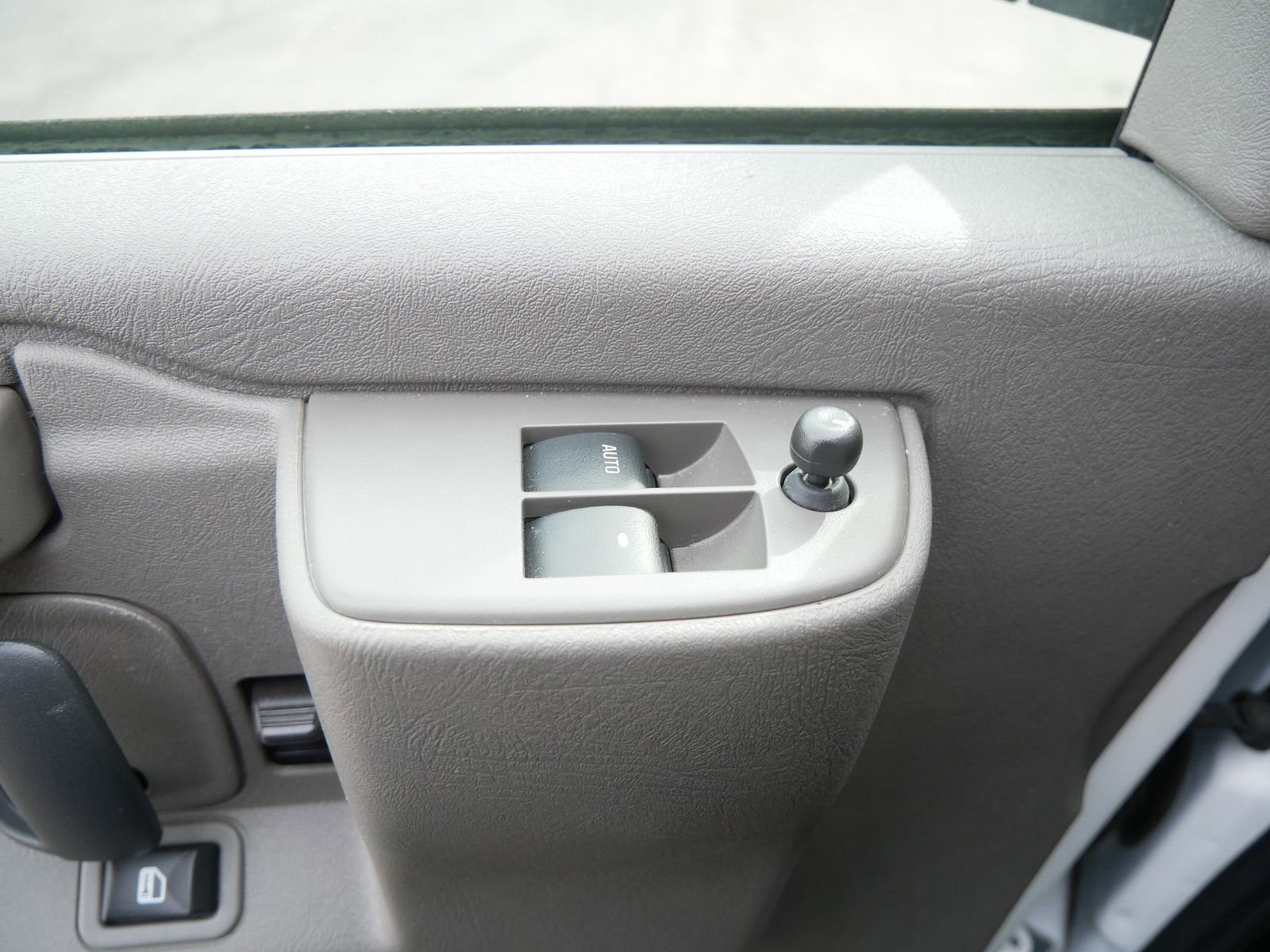 Used 2025 GMC Savana 3500 LT w/ LT Preferred Equipment Group image 18