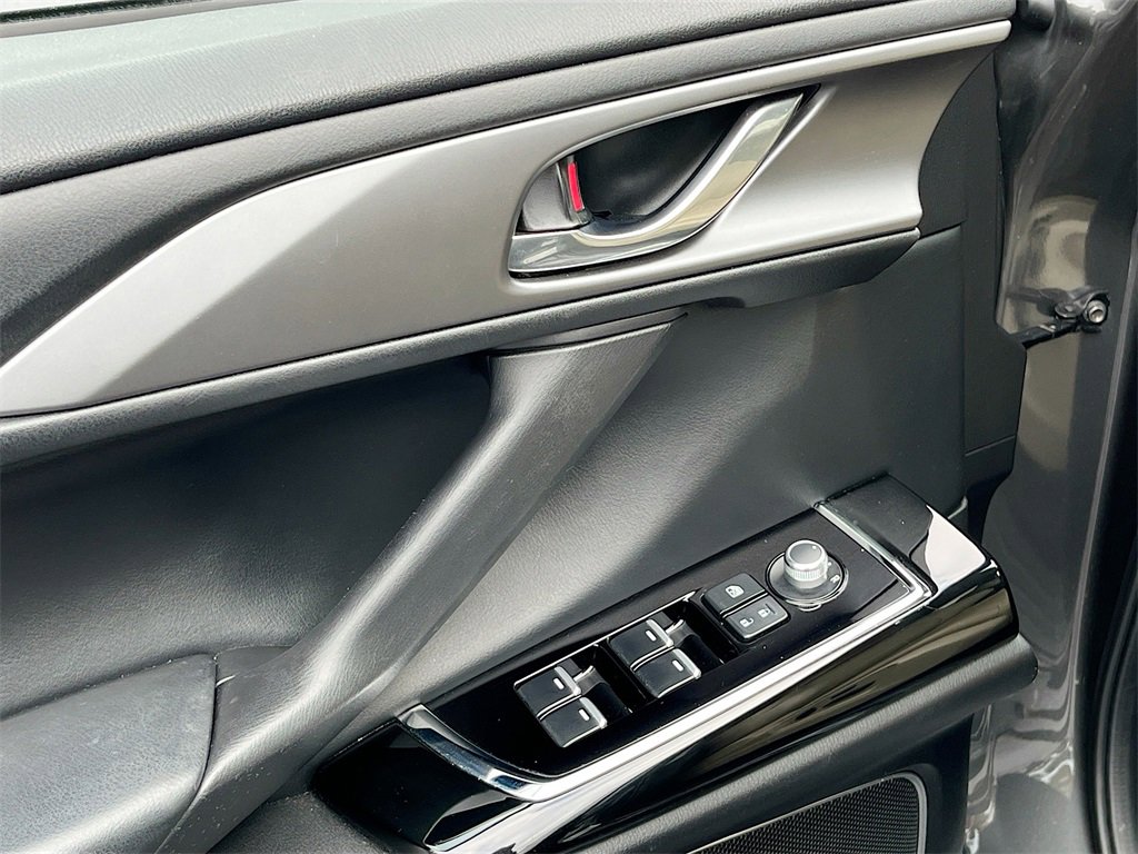 Used 2022 MAZDA CX-9 Touring w/ Touring Premium Package image 17