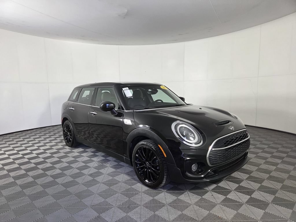 Used 2022 MINI Cooper Clubman S FWD image 2