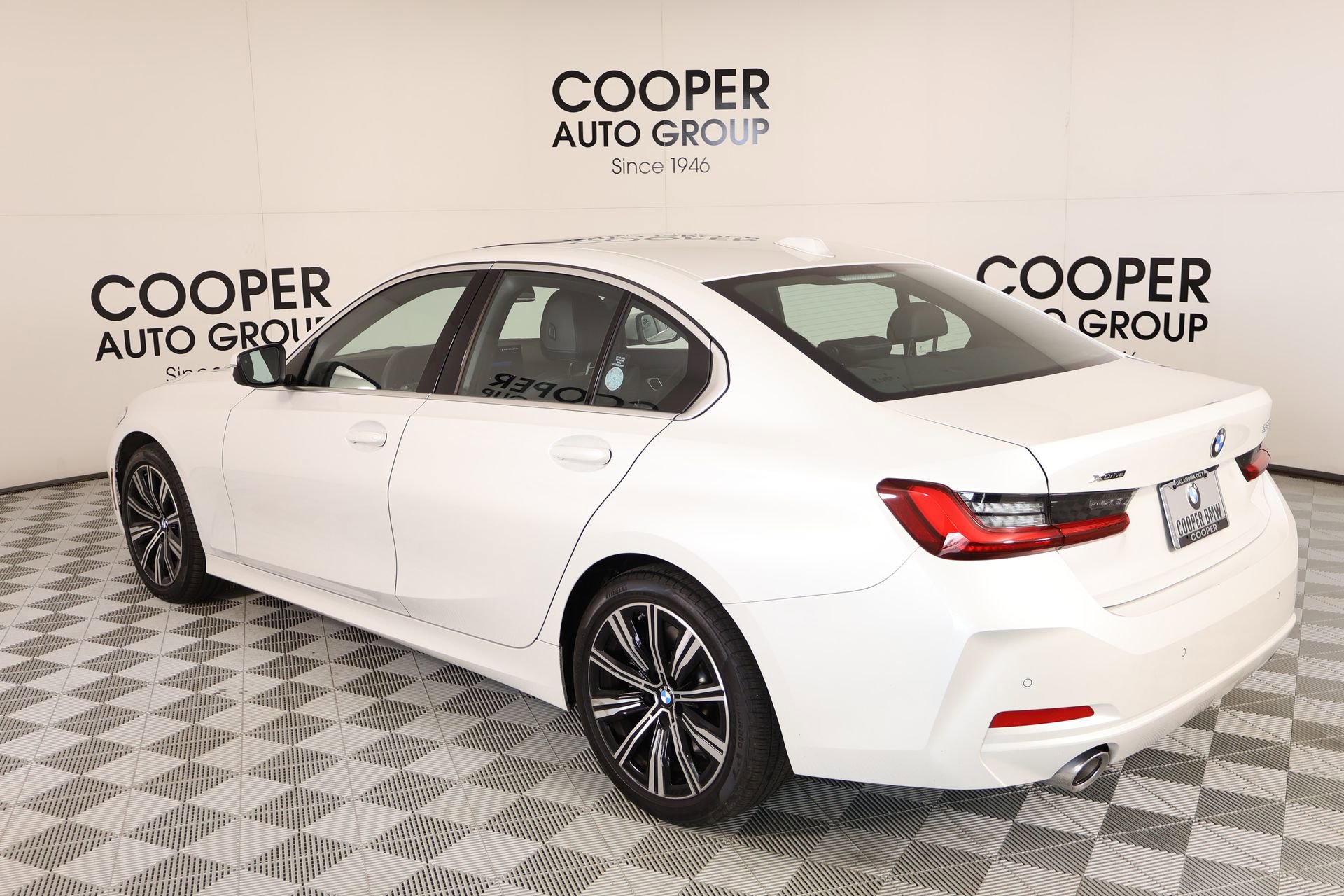 Used 2025 BMW 330i xDrive Sedan image 24