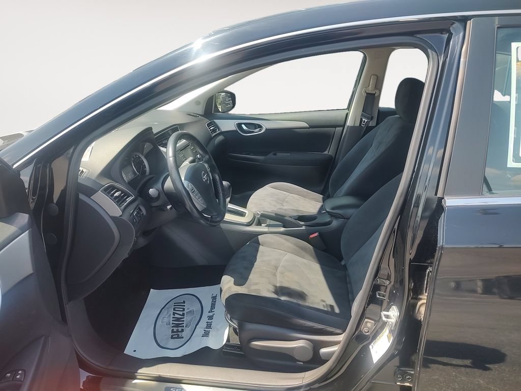 Used 2013 Nissan Sentra SV w/ Driver Pkg FWD image 9