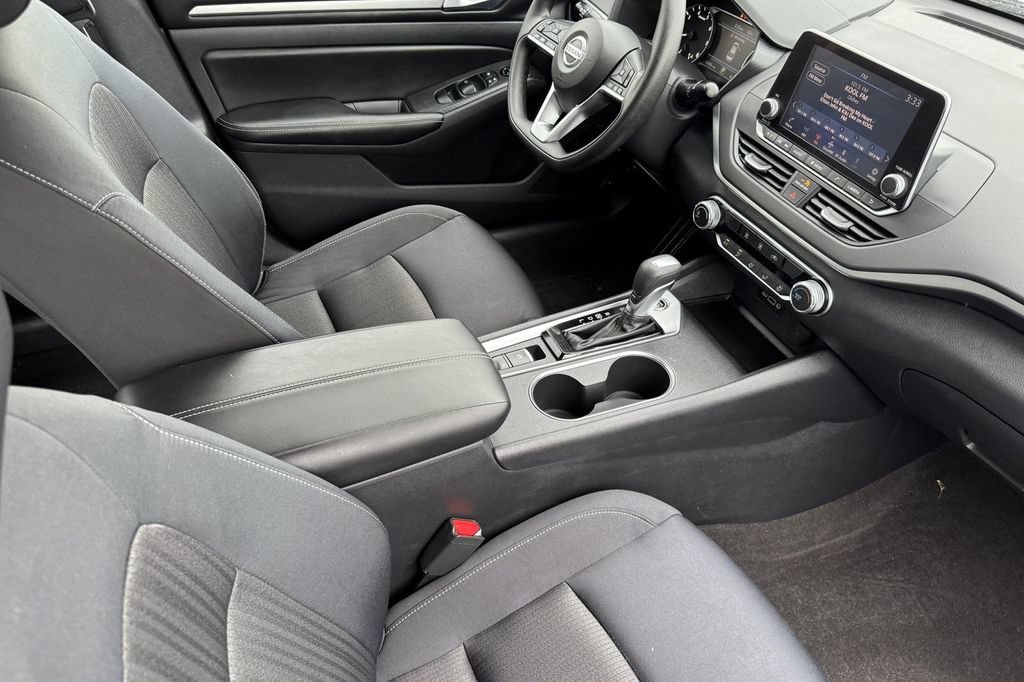 Used 2022 Nissan Altima 2.5 SV AWD/4WD image 15
