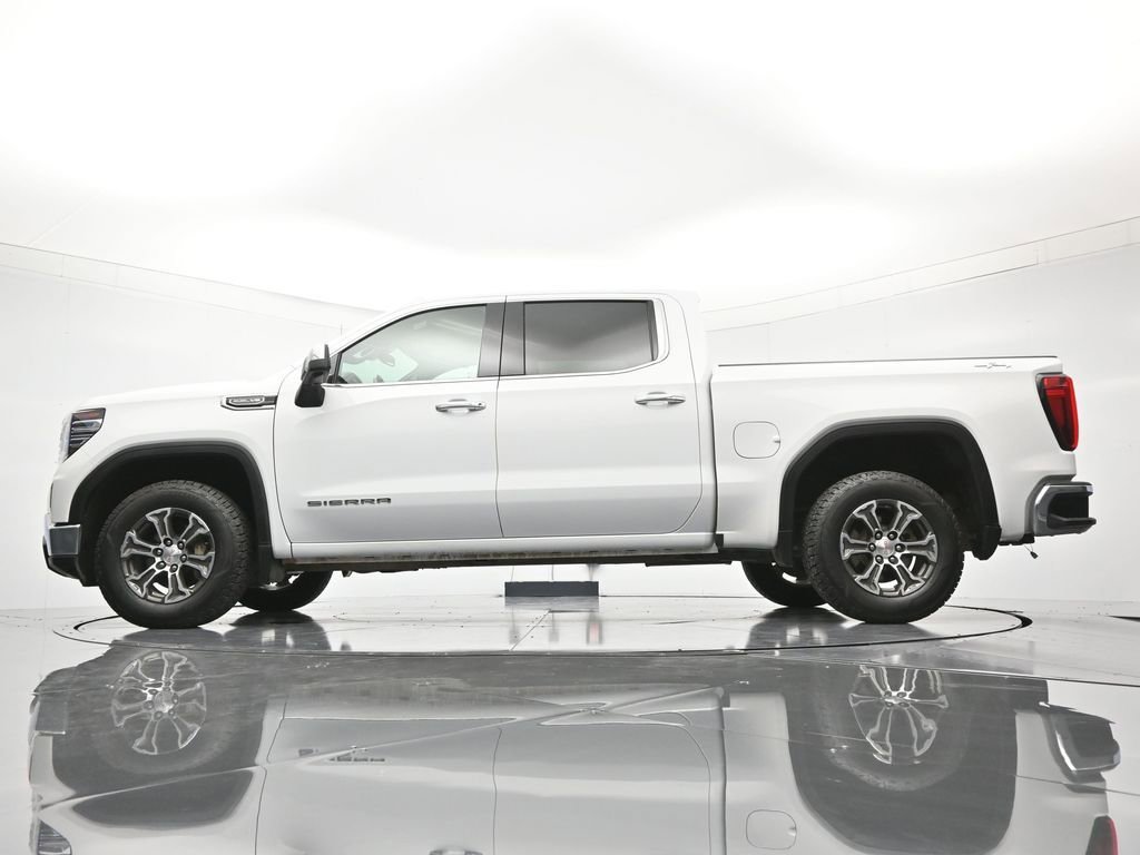 Used 2024 GMC Sierra 1500 SLT AWD/4WD image 44