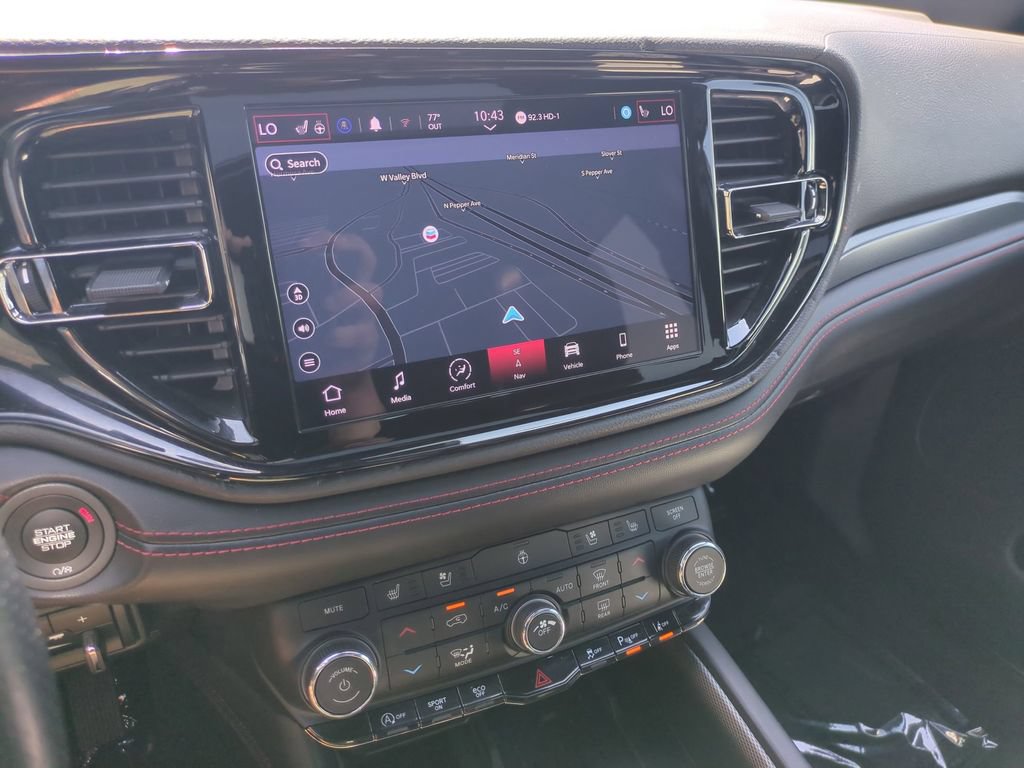 Used 2025 Dodge Durango GT AWD/4WD image 19