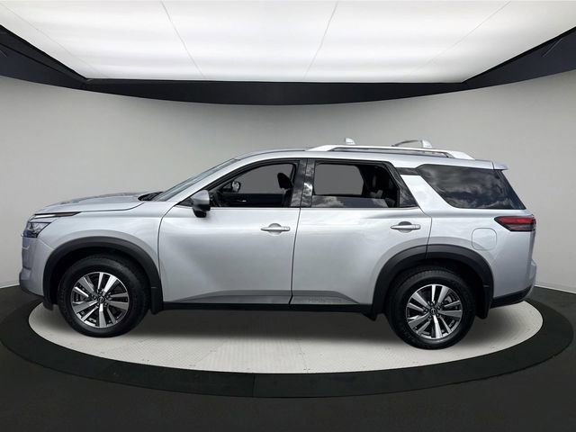 Used 2023 Nissan Pathfinder SL image 12