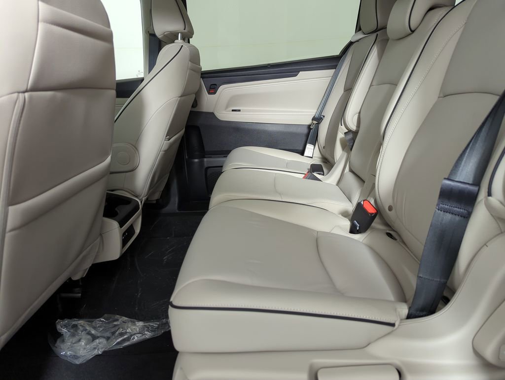 New 2026 Honda Odyssey Touring image 21