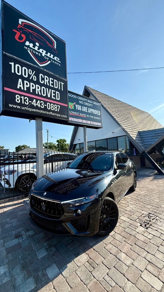 Used 2022 Maserati Levante Modena AWD/4WD image 30