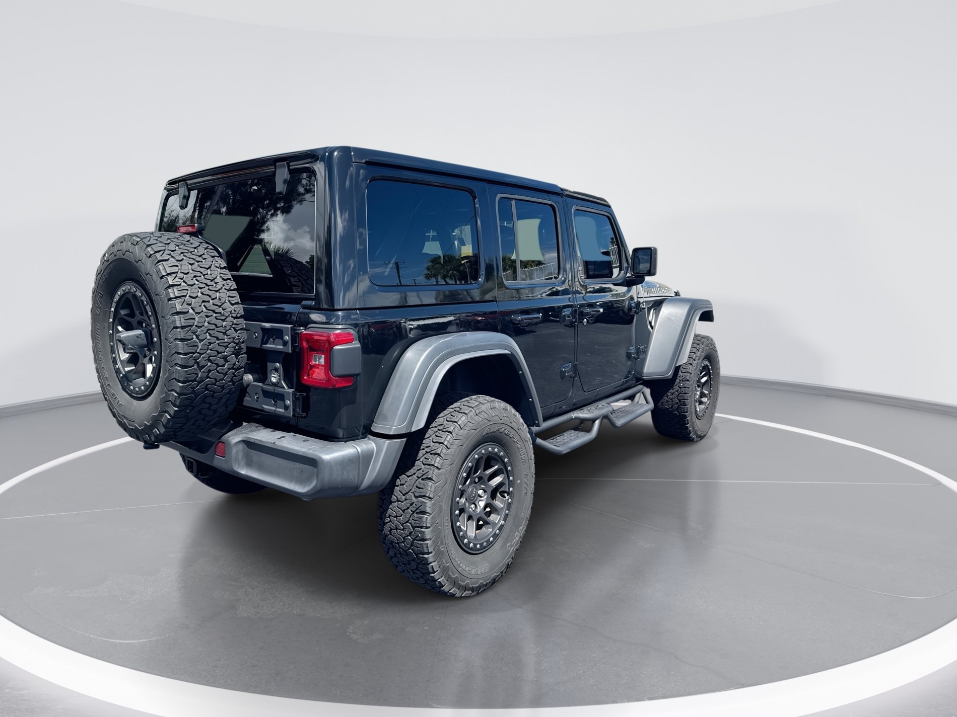 Used 2022 Jeep Wrangler Unlimited Sport AWD/4WD image 4