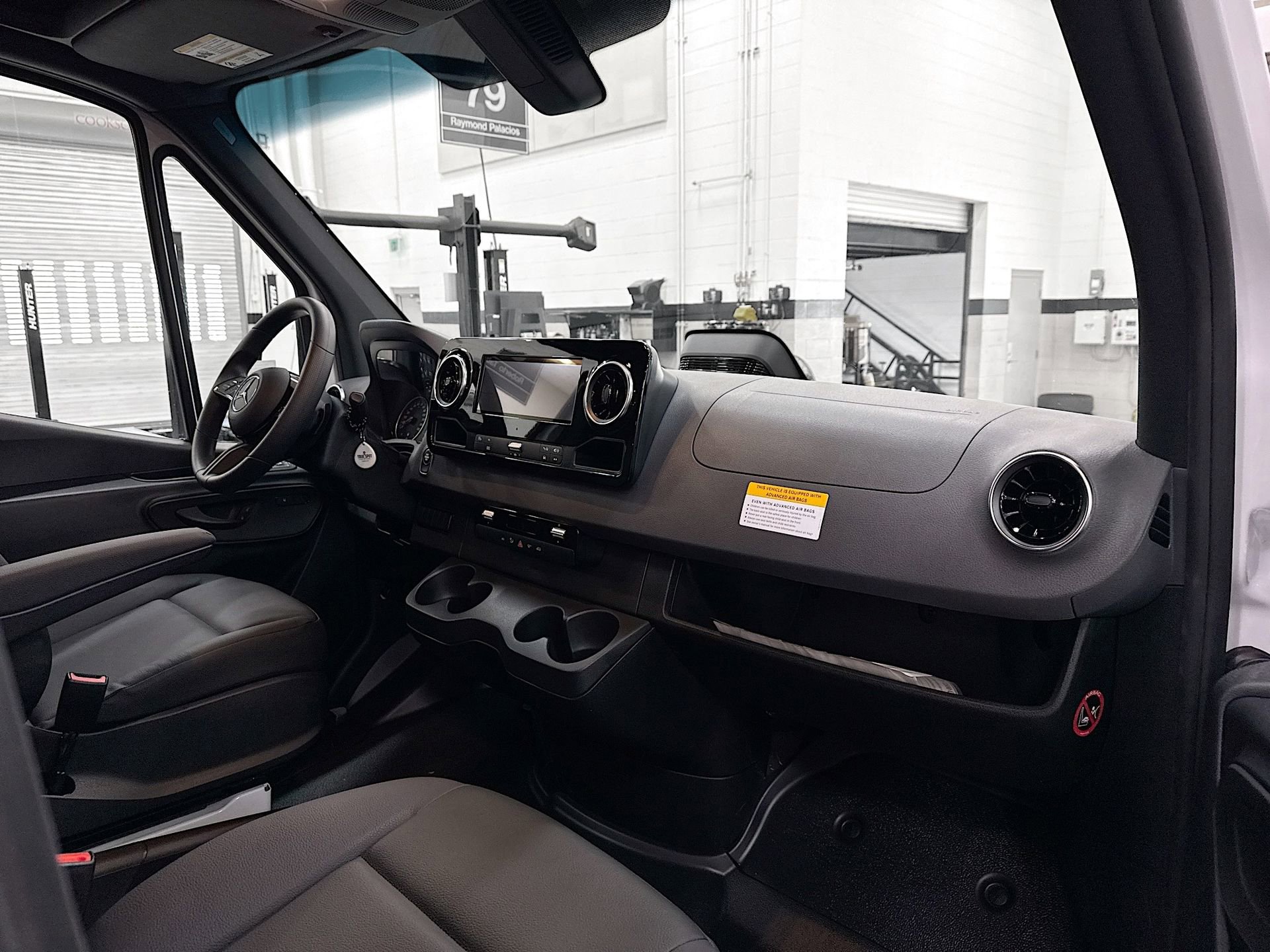 Used 2026 Mercedes-Benz Sprinter 2500 image 27