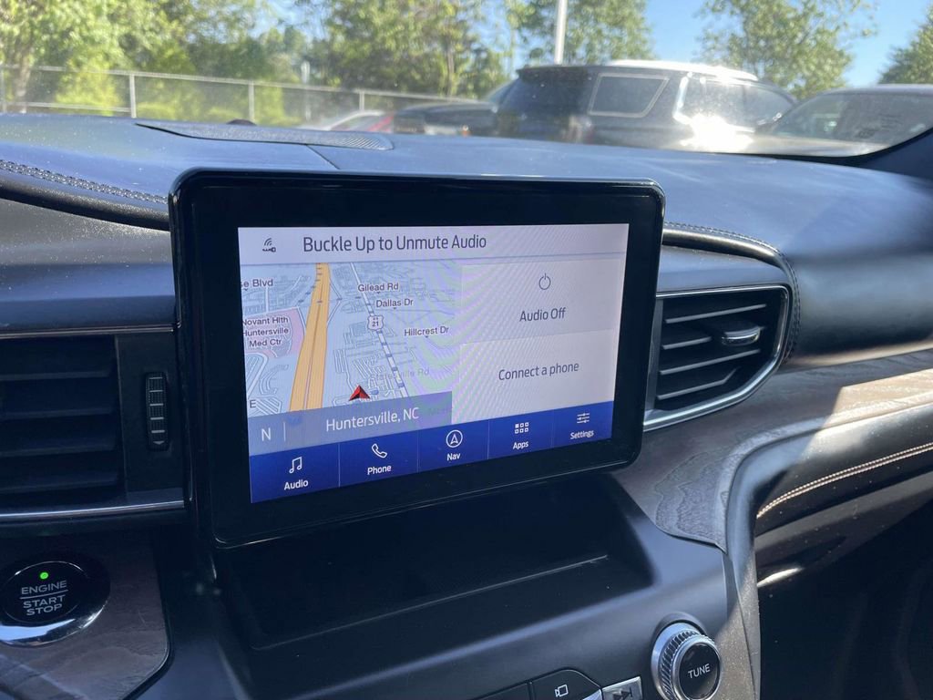 Used 2020 Ford Explorer Platinum AWD/4WD image 39