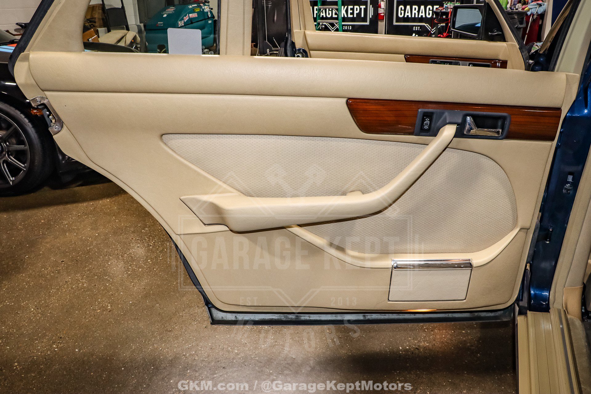 Used 1988 Mercedes-Benz 420 SEL image 95