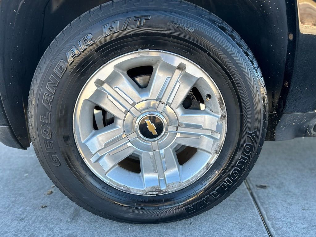 Used 2009 Chevrolet Tahoe LT w/ Suspension Package, Off-Road image 15